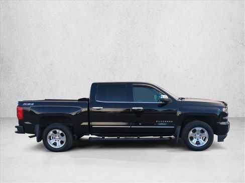 Used 2017 Chevrolet Silverado 1500 LTZ Z71 w/ LTZ Plus Package image 4