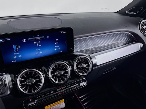 New 2026 Mercedes-Benz GLB 35 AMG 4MATIC image 19