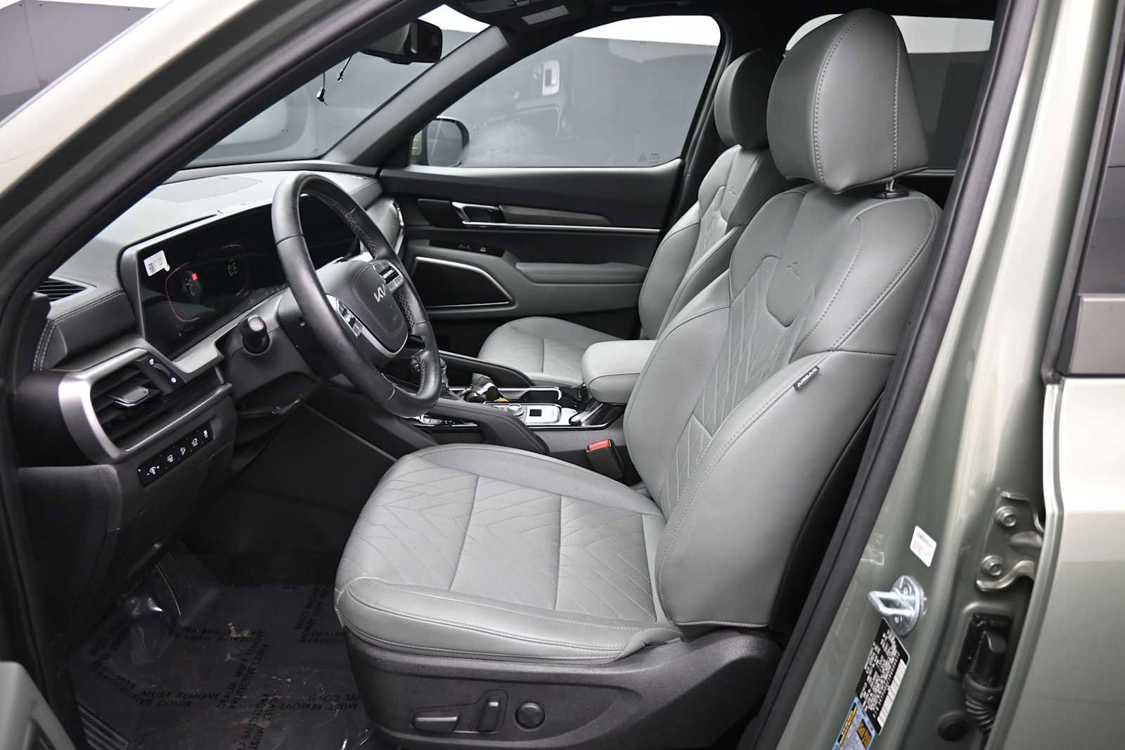 Used 2024 Kia Telluride EX X-Line AWD/4WD image 19