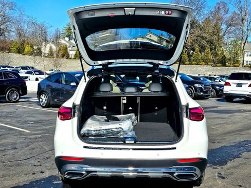 New 2026 Mercedes-Benz GLC 300 4MATIC image 9