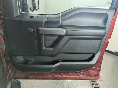 Used 2018 Ford F150 XLT w/ Equipment Group 302A Luxury AWD/4WD image 18