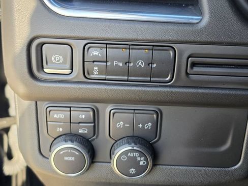 Used 2023 Chevrolet Tahoe RST AWD/4WD image 21