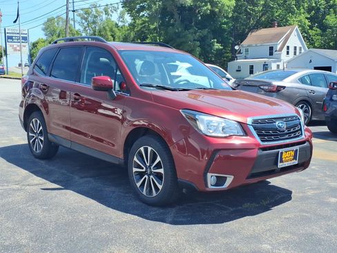 Used 2017 Subaru Forester 2.0XT Premium AWD/4WD image 3