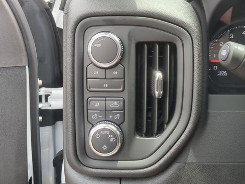 New 2025 GMC Sierra 3500 Pro w/ Convenience Package image 17