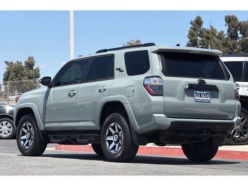 Used 2023 Toyota 4Runner TRD Off-Road Premium w/ Off Road Premium Plus Package AWD/4WD image 6