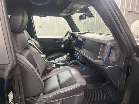 Used 2024 Ford Bronco Black Diamond image 42