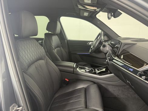 Used 2025 BMW X5 xDrive50e AWD/4WD image 10