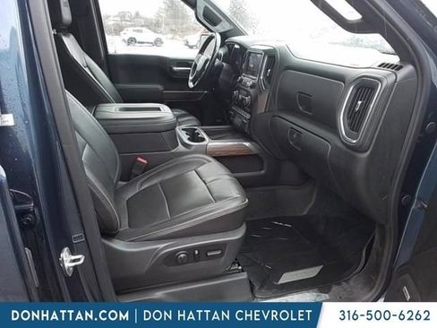 Used 2019 Chevrolet Silverado 1500 High Country w/ Technology Package AWD/4WD image 3