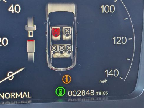 Certified 2025 Acura ADX FWD image 35