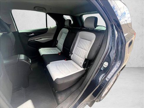 Used 2020 Chevrolet Equinox LS FWD image 28