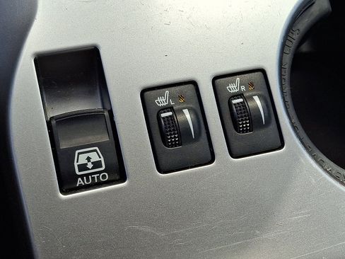 Certified 2020 Toyota 4Runner SR5 Premium w/ Moonroof Package image 26