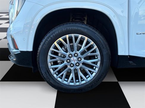 Used 2025 GMC Acadia Denali w/ Super Cruise Package image 14