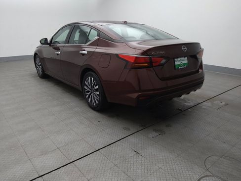 Used 2023 Nissan Altima 2.5 SV image 5