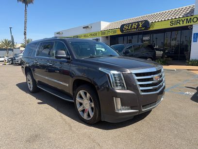 Used 2018 Cadillac Escalade ESV Luxury
