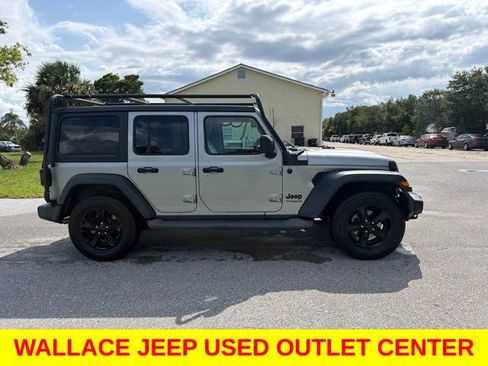 Used 2020 Jeep Wrangler Unlimited Sport AWD/4WD image 4
