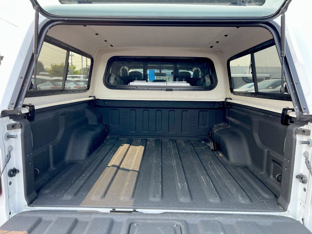 Used 2023 Jeep Gladiator Overland AWD/4WD image 21