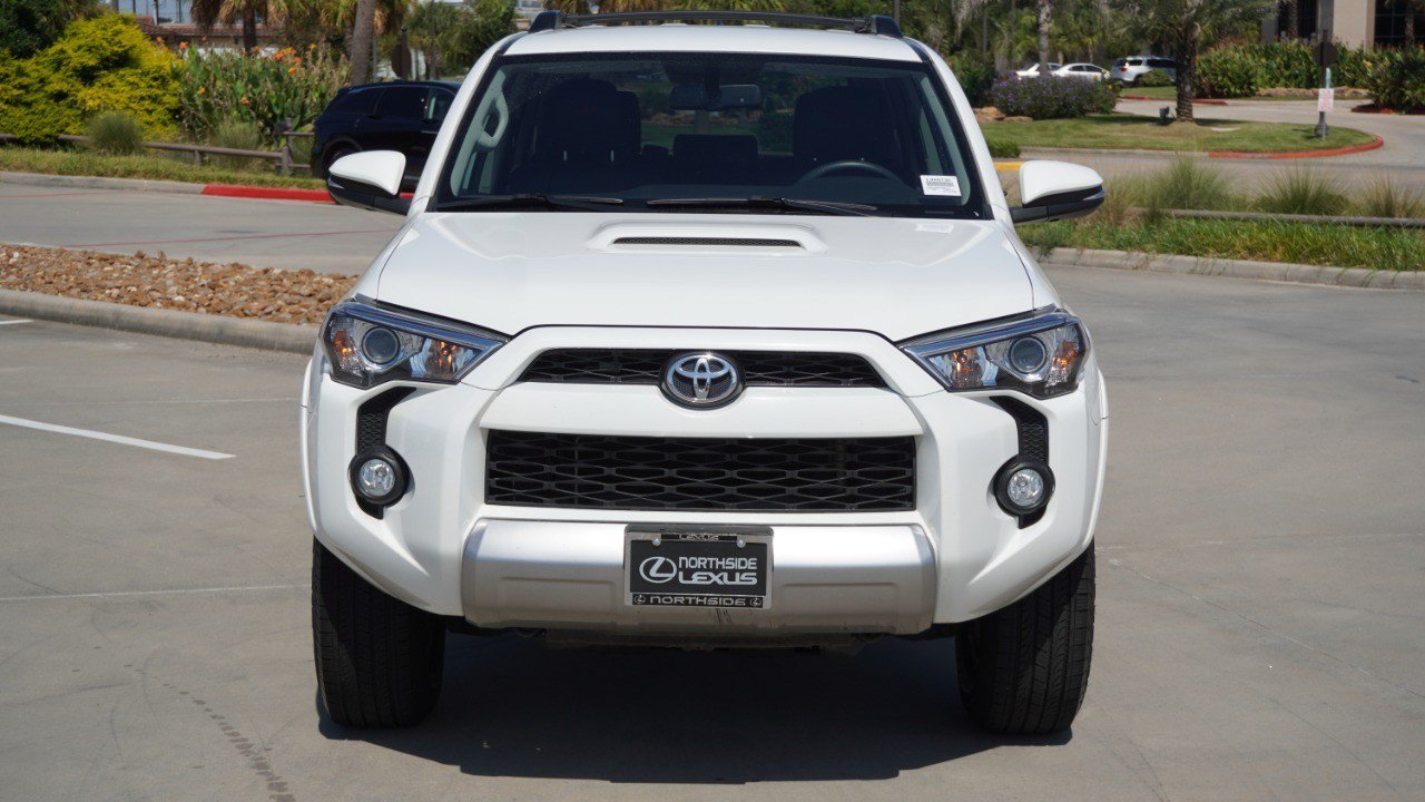 Used 2019 Toyota 4Runner TRD Off-Road Premium AWD/4WD image 2