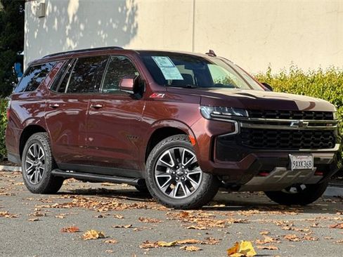 Used 2022 Chevrolet Tahoe Z71 w/ Off-Road Capability Package image 2