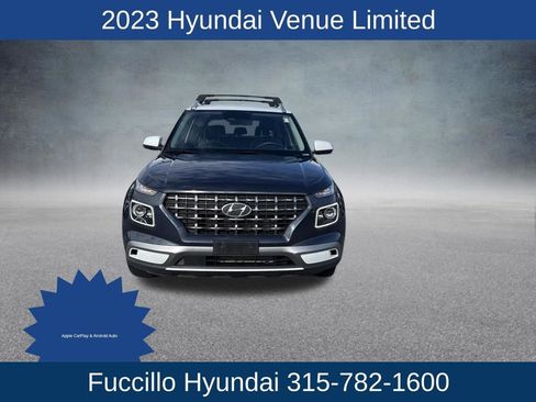 Used 2023 Hyundai Venue Limited FWD image 3