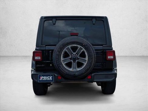 Used 2020 Jeep Wrangler Unlimited Sahara AWD/4WD image 6