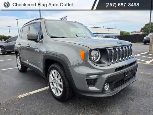 Used 2021 Jeep Renegade Latitude w/ Luxury Group I FWD image 11