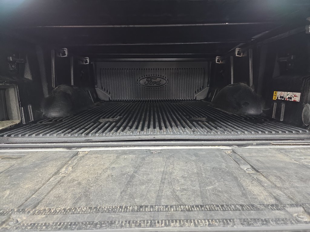 Used 2021 Ford F150 Lariat AWD/4WD image 14