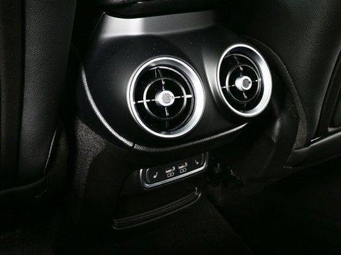 New 2025 Alfa Romeo Stelvio Sprint w/ Convenience Package AWD/4WD image 18