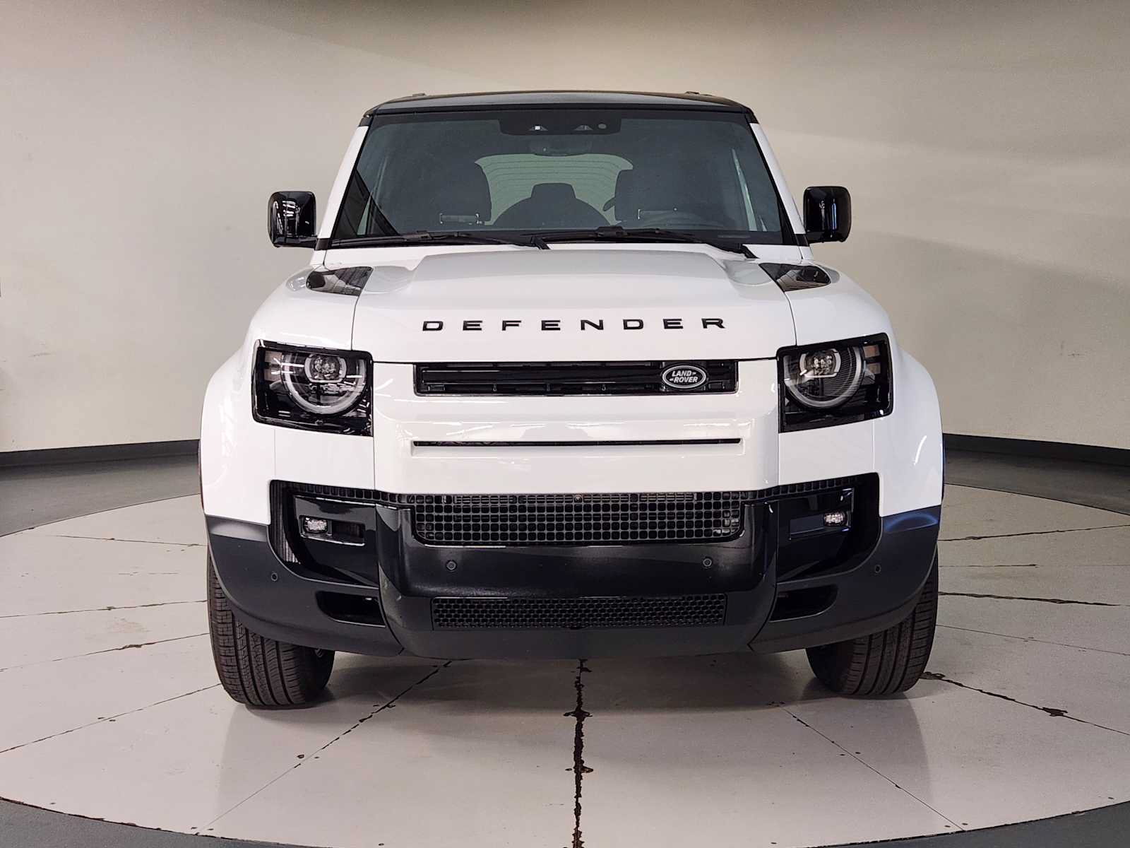 New 2026 Land Rover Defender 110 S AWD/4WD image 9
