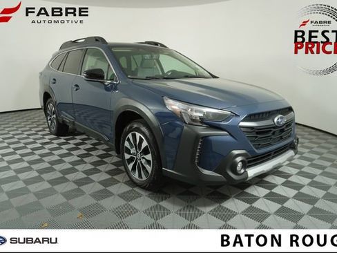 Used 2025 Subaru Outback Limited image 1