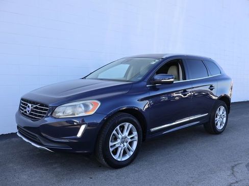 Used 2015 Volvo XC60 T5 Premier w/ Proximity Package image 3