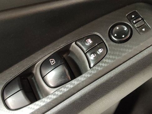 Used 2024 Nissan Altima 2.5 SV image 27