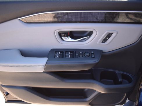 Used 2023 Honda Pilot Elite image 23