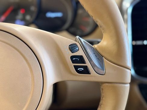 Used 2012 Porsche Cayenne AWD/4WD image 27