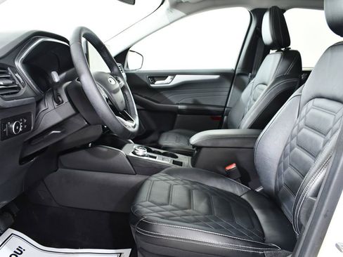 Used 2023 Ford Escape Platinum w/ Premium Technology Package image 6