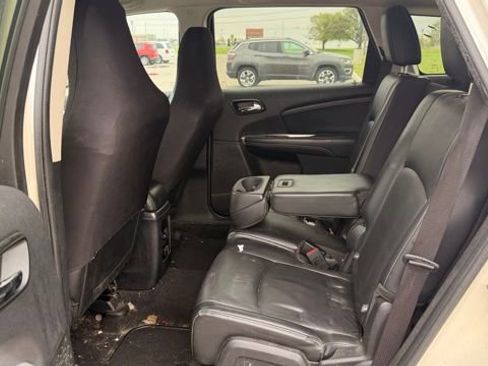 Used 2013 Dodge Journey Crew FWD image 12