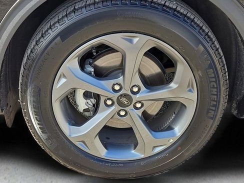 Used 2025 Ford Escape ST-Line image 8