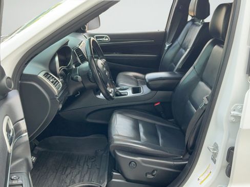 Used 2022 Jeep Grand Cherokee Limited RWD image 20