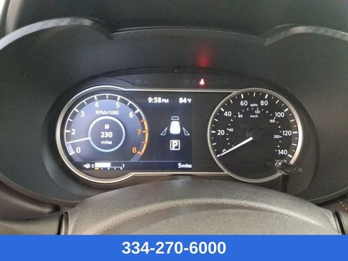 New 2025 Nissan Versa SR w/ Trunk Package image 10