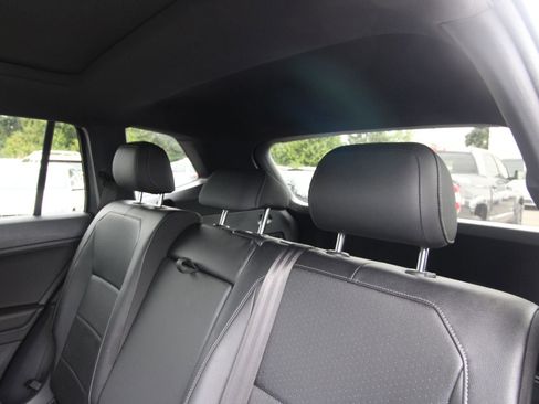 Used 2019 Volkswagen Tiguan SEL Premium R-Line image 28