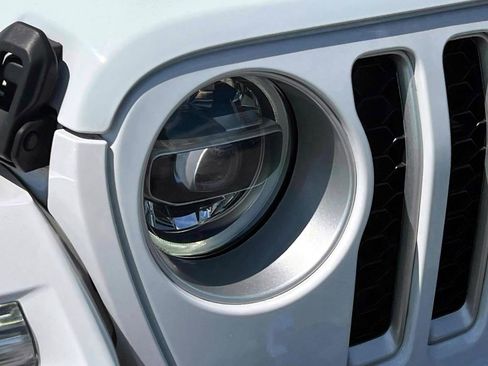 Used 2022 Jeep Wrangler Unlimited Sahara 4xe w/ Cold Weather Group image 8