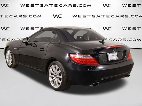 Used 2016 Mercedes-Benz SLK 300 image 34