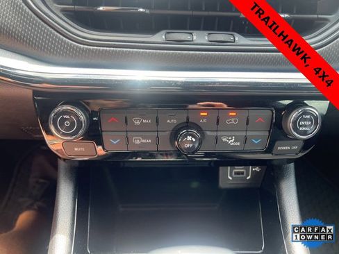 Used 2023 Jeep Compass Trailhawk w/ Trailhawk Convenience Group image 17