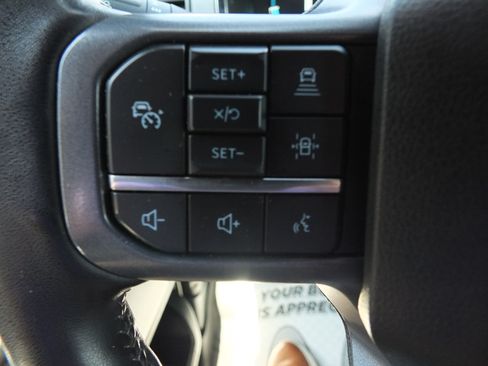 Used 2023 Ford F150 Lariat AWD/4WD image 21