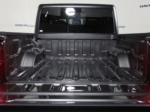 New 2026 Jeep Gladiator Sport AWD/4WD image 8