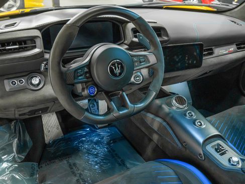 Used 2023 Maserati MC20 Spyder image 12