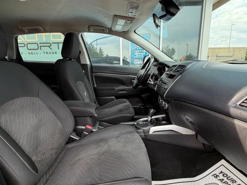 Used 2013 Mitsubishi Outlander Sport LE AWD/4WD image 13