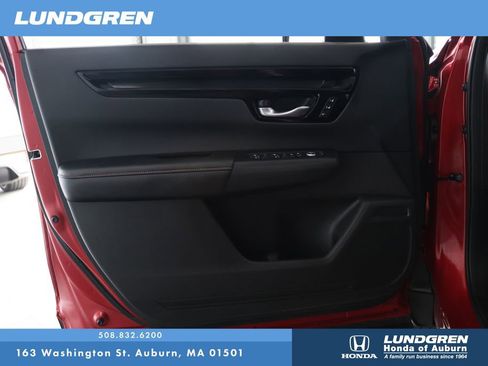Used 2025 Honda CR-V Sport Touring image 9