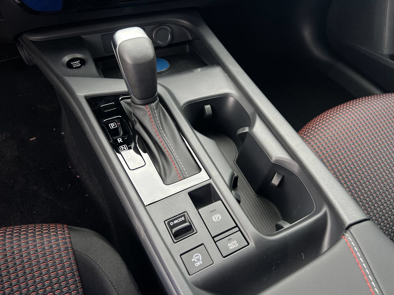 New 2027 Nissan Sentra SR w/ Floor Mat Package FWD image 11
