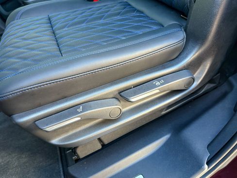 New 2025 Cadillac Escalade IQ Sport 1 w/ LPO, ONYX Package AWD/4WD image 39