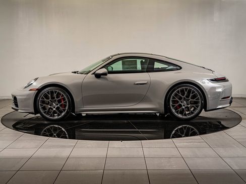 New 2026 Porsche 911 Carrera 4S image 2